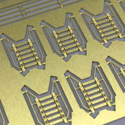 Dobra cena. Profesjonalny chiński producent części do modeli pociągów z mosiądzu trawionego w Internecie