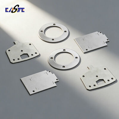 Podkładki metalowe trawione chemicznie z możliwością szybkiego prototypowania i obsługą zamówień masowych na rynek kanadyjski